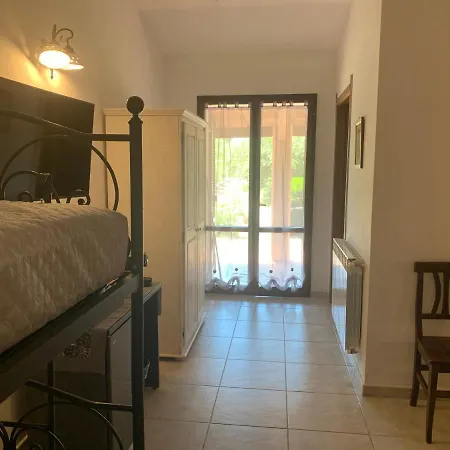 Πανσιόν Particular Tottubella