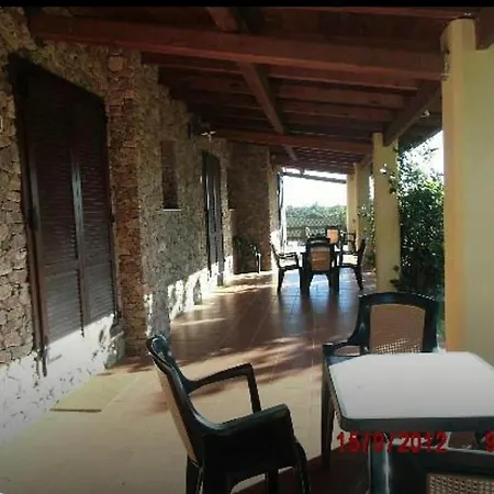 Πανσιόν Particular Tottubella